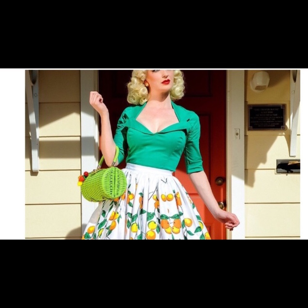 Pinup couture green top